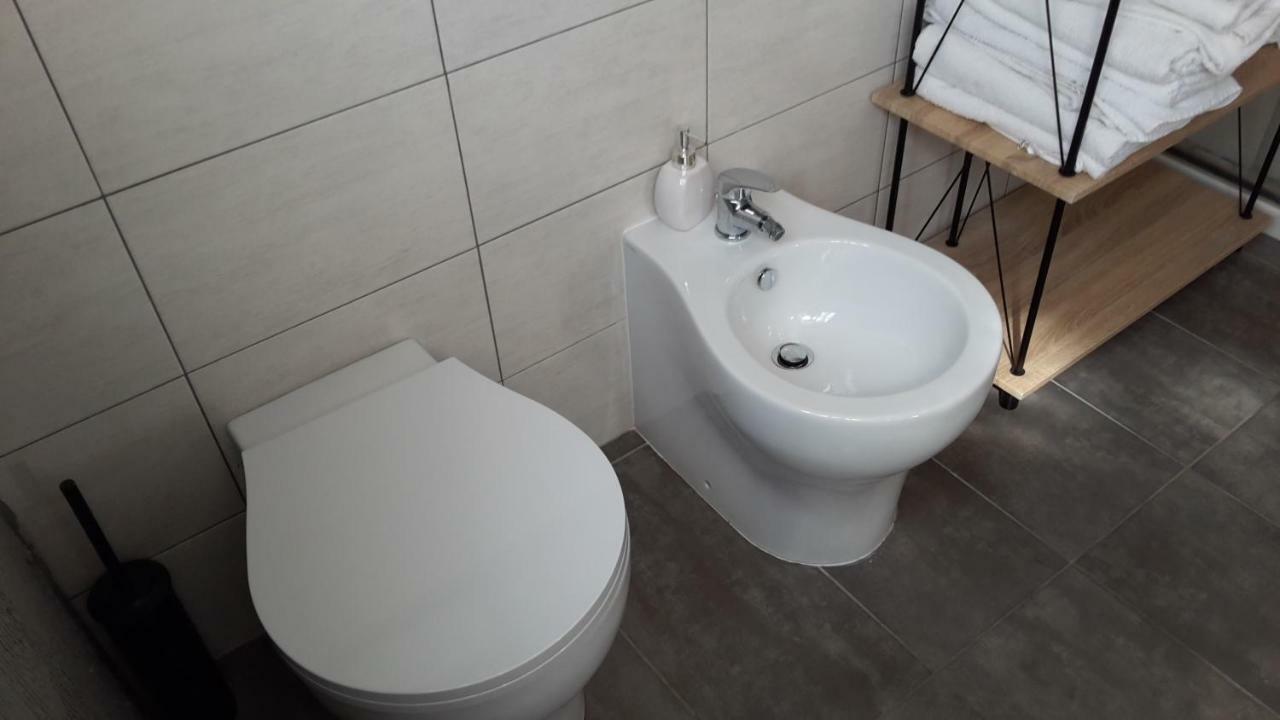 Mamma Casa Superior Apartment Rimini Bagian luar foto