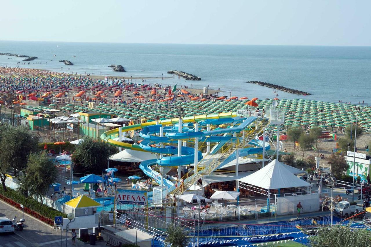 Mamma Casa Superior Apartment Rimini Bagian luar foto